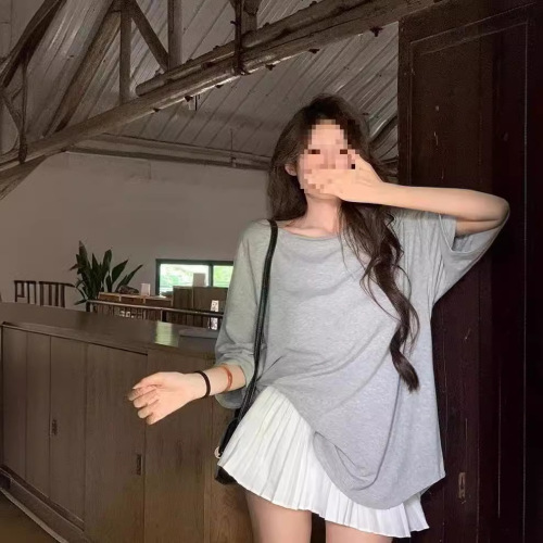 Sexy backless short-sleeve T-shirt for women, summer lazy style casual loose long-sleeve pure desire top