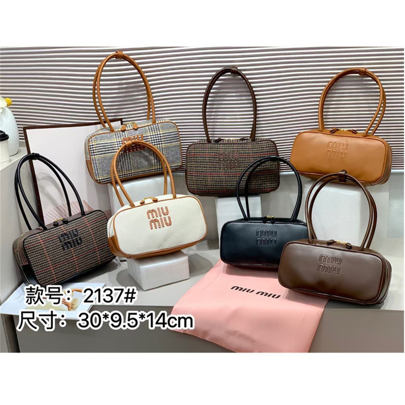 miu handbag 2026 new model canvas large-capacity underarm bag for daily use, long-handle shoulder bag, trendy