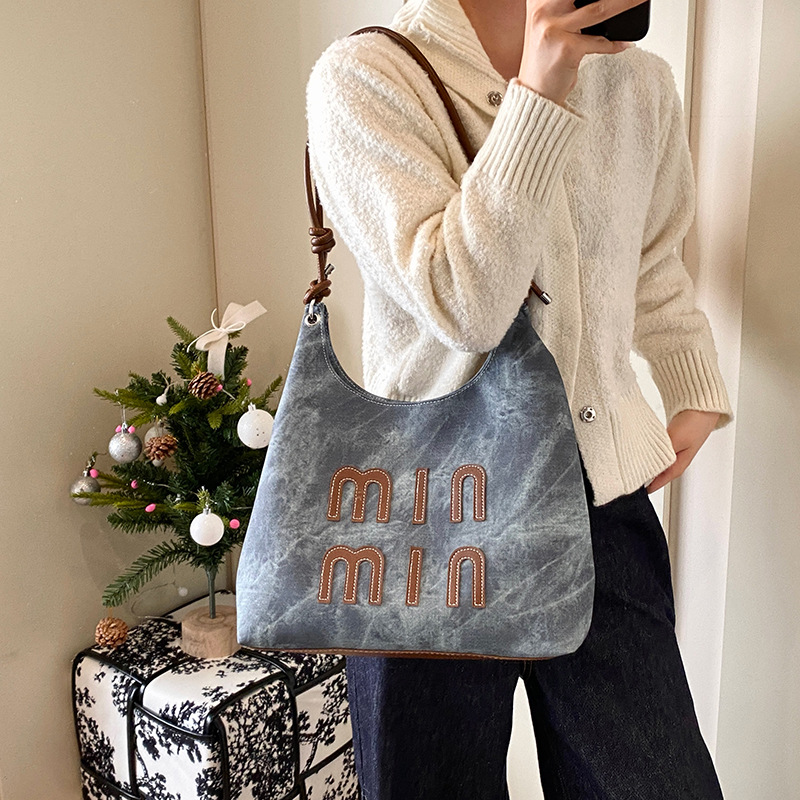 Bolso de tendencia coreano retro, bolso de brazo para mujeres 2024, nuevo bolso de moda casual, bolso de brazo de textura individual