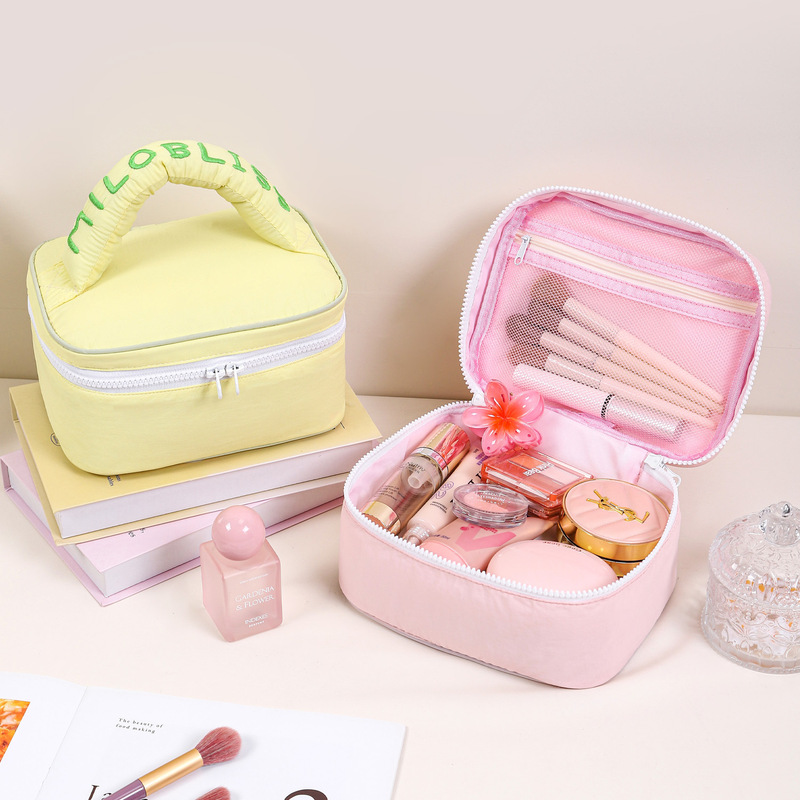 韓国風マカロンカラーの女性用ポータブル化粧品バッグ、ポータブル高価値化粧品トイレタリーバッグ、1個から|undefined