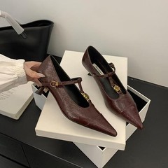 高级感尖头单鞋女细跟2025年法式气质山茶花浅口晚晚玛丽珍高跟鞋