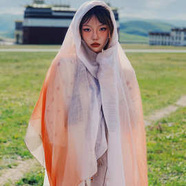 民族风披肩女外搭夏季新疆旅游穿搭青海湖拍照防晒沙漠围巾大披风