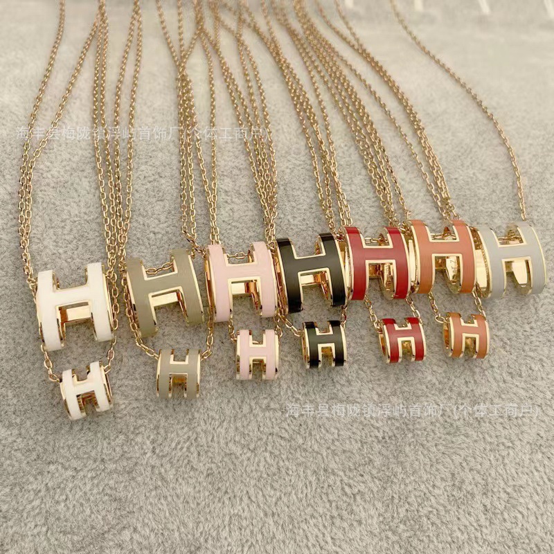 H Necklace Women's 18K Rose Gold Plated Enamel Craft Clavicle Chain Pendant Women's Internet Celebrity Fashion Real Shot Factory Direct Sale