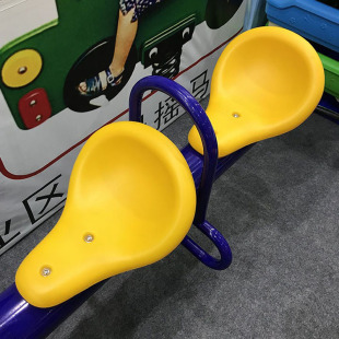 Outdoor seesaw seat accessories children's toy plastic seat cushion fitness equipment amusement equipment factory direct sales