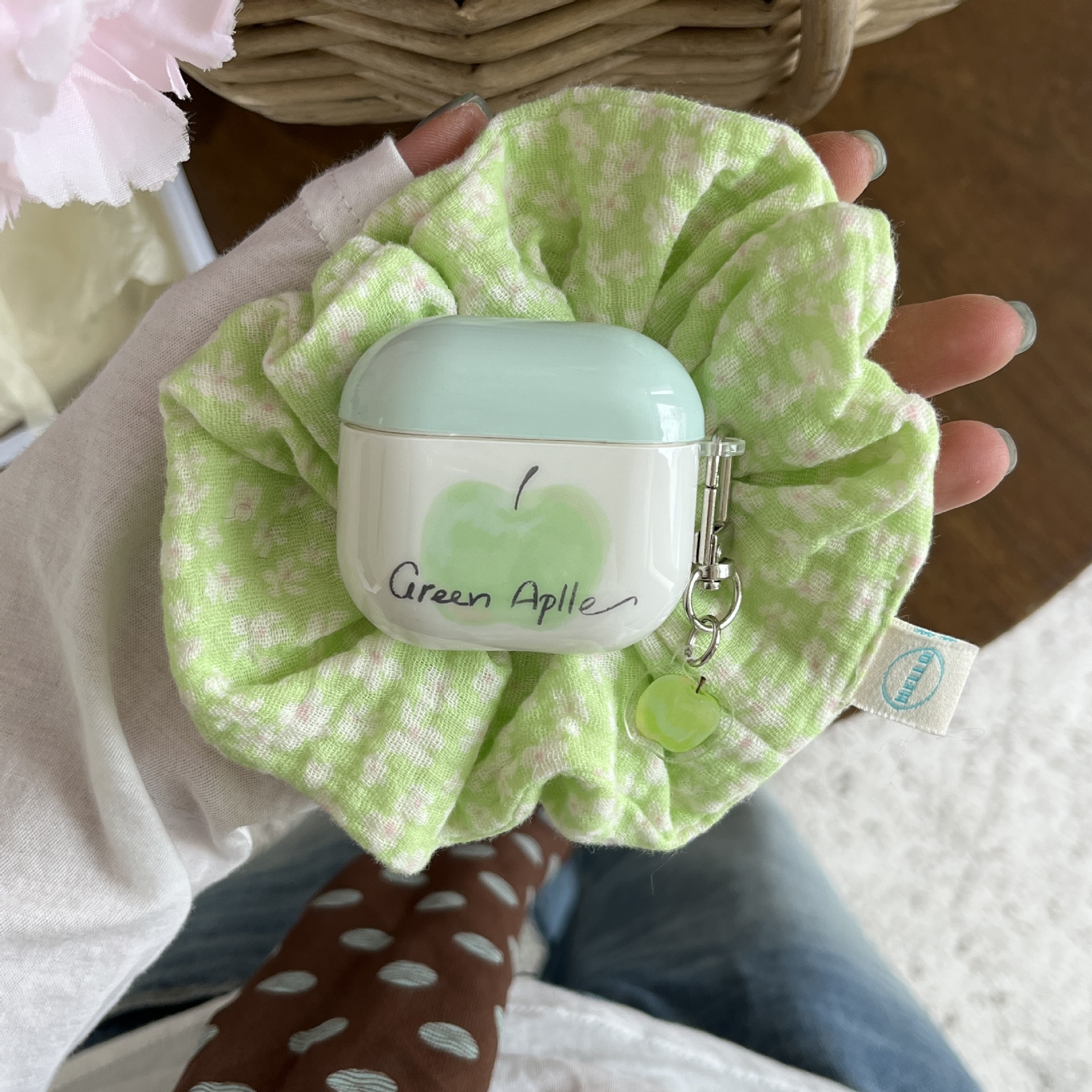 Simple nicho verde manzana para auriculares AirPodsPro2 nuevo colgante de generación 3/4 1/2 generación pareja Pro 34
