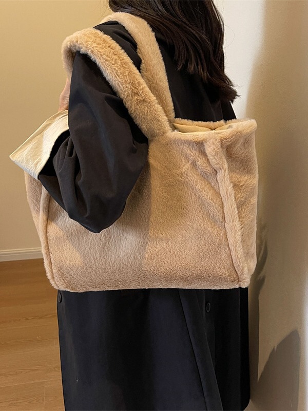 ぬいぐるみバッグ女性の毛毛バッグは、バッグの大容量の毛がふわふわしている2023秋冬の新しいファッションバッグです|undefined