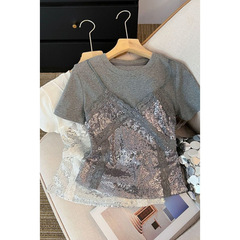 グレーデザインツーピースレースステッチニッチラウンドネック半袖Tシャツ2025新作スリム通勤万能トップ