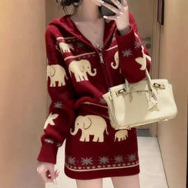 新年红色圣诞节针织提花套装女新款秋冬减龄穿搭上衣半身裙两件套