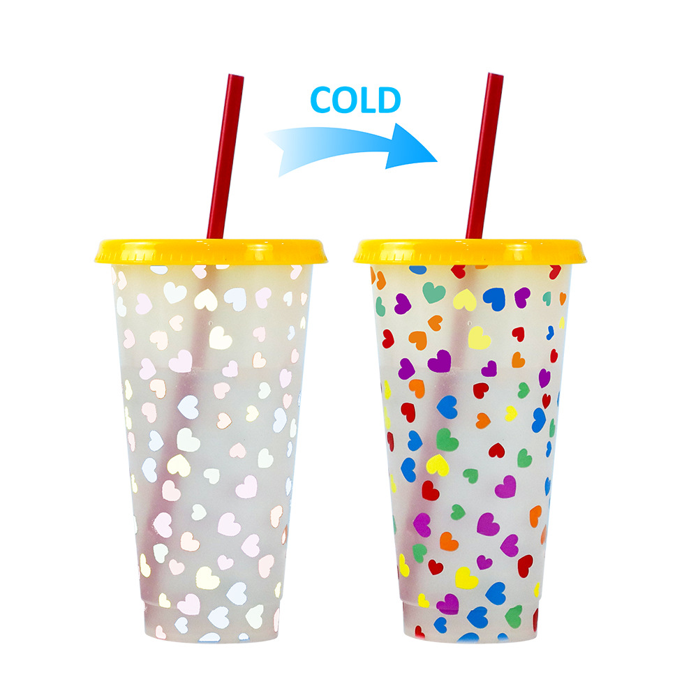 Spot transfronterizo de 710ml taza de plástico de color frío de gran capacidad PP taza de té con leche bebida fría con taza de paja con fábrica de inspección NBCU