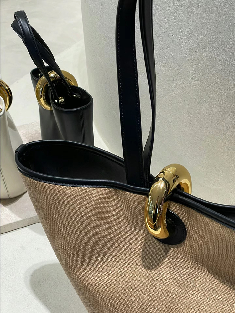 2024 vår/sommer ny uformell allsidig spenne stor kapasitet tote veske i gressvevd dameveske feriestil_voghion.com