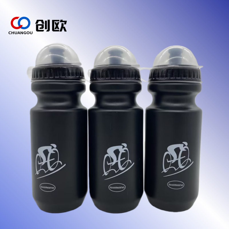Botella de Agua Deportiva de Plástico Negra para Ciclismo al por Mayor, Botella de Agua de Plástico para Bicicleta de Montaña, Equipo para Botellas de Agua de Bicicleta
