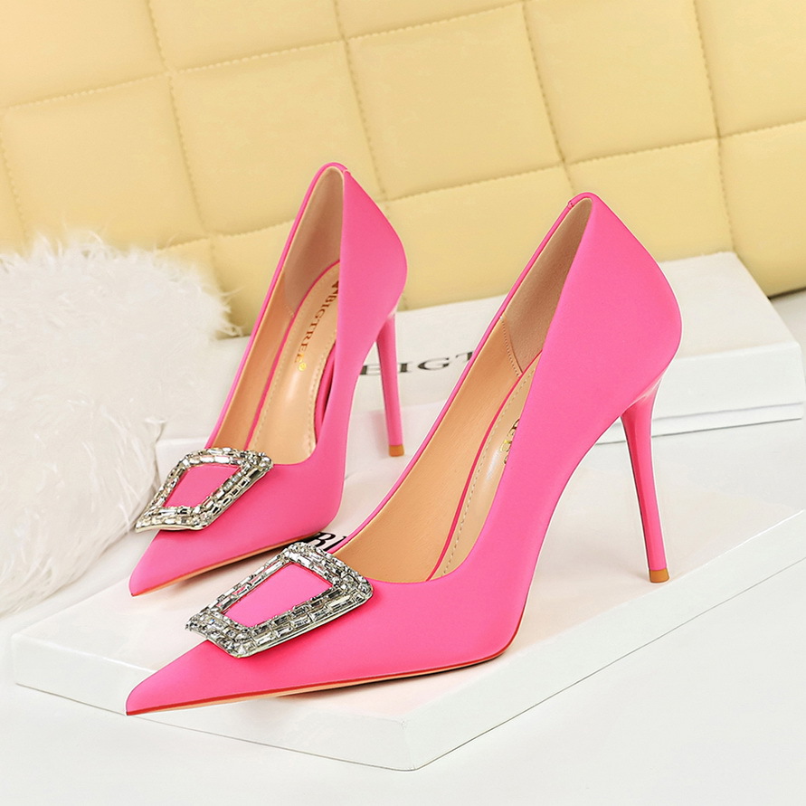3265-K10 Korean Style Fashion Party Heels Stiletto Shallow Pointed Toe Rhinestone Buckle Slimming High Heel Single Shoes_vogvips.com