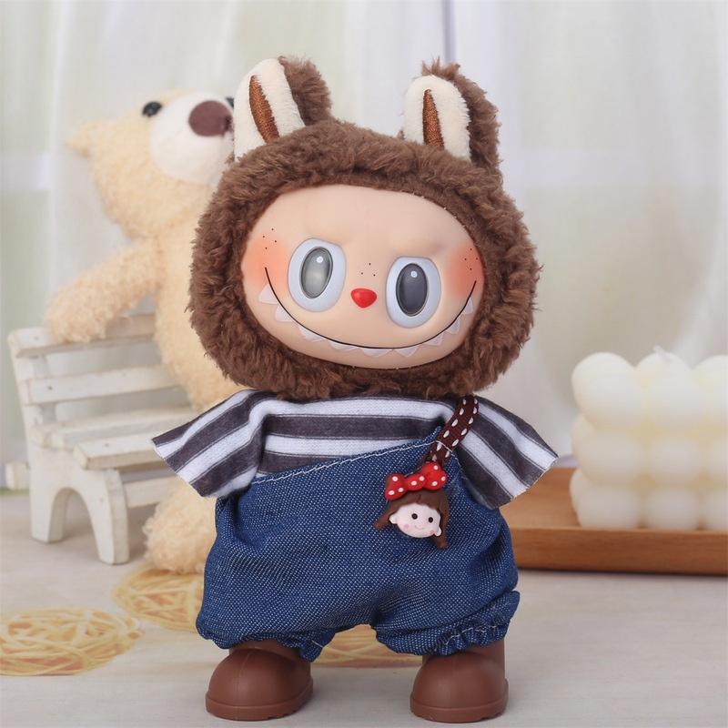 卸売り17センチの布の子供服labubu一二代はパーティーのセットに座って服を着替えます。|undefined