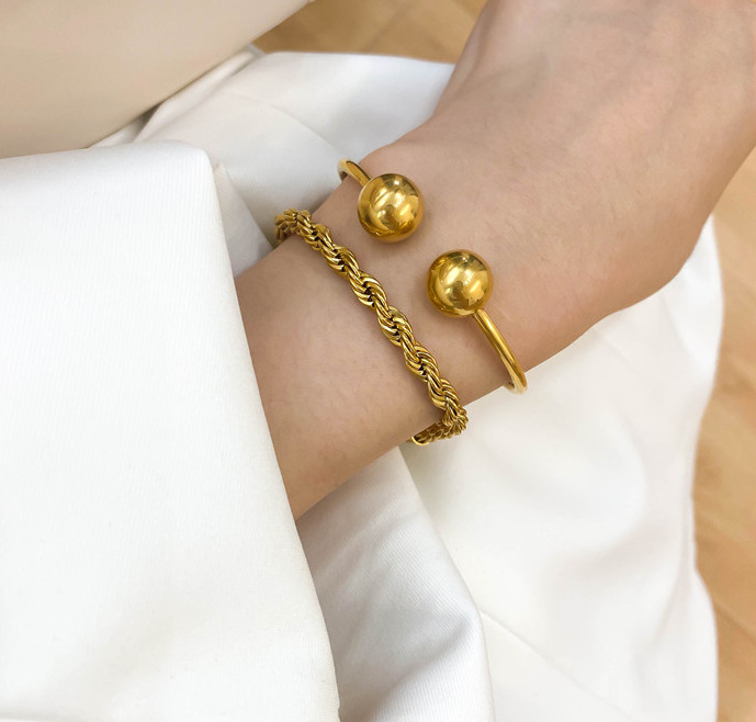 Bangle Classification Travel, Birthday Occasion PVD Coated Real Gold Plated 18K Gold Heart 304 Stainless Steel Titanium Steel Simple Style Waterproof Non Tarnish 304 Stainless Steel Titanium Steel