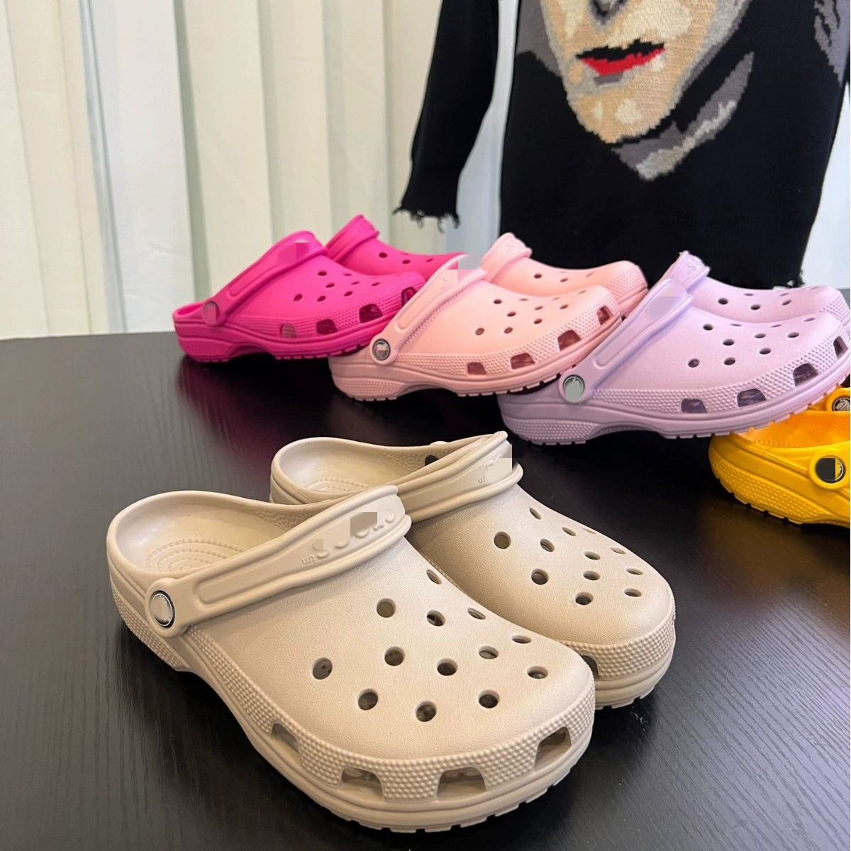 Большая звезда размера красная медсестра