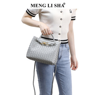 �羳���N���ֹ�����������������Y�OӋ�K�۴������μ�б���Ů��