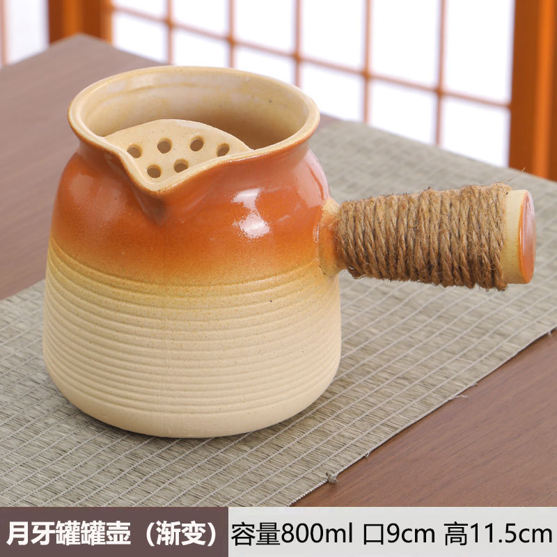 Tetera en una estufa, tarros de té con leche a la parrilla, ollas especiales, utensilios de cerámica de cocción en seco para el hogar, juego completo de juegos de té