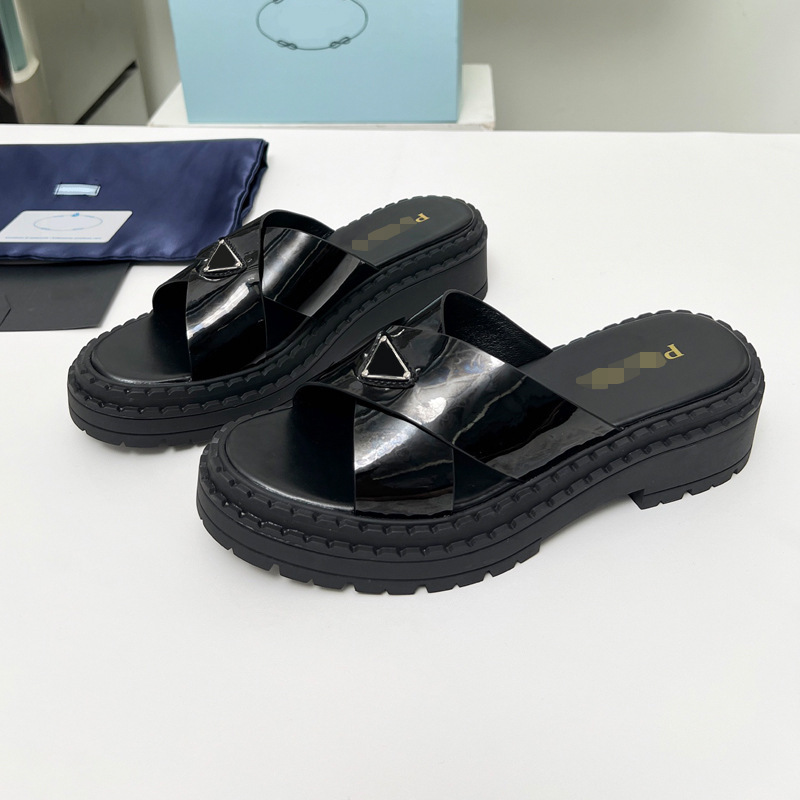 European and American Fashion Thick-Soled Slippers 2025 New Triangle Logo Classic Patent Leather Sandals Heightening Beach Vacation Export Trend European and American Fashion Thick-Soled Slippers 2025 New Triangle Logo Classic Patent Leather Sandals Heightening Beach Vacation Export Trend