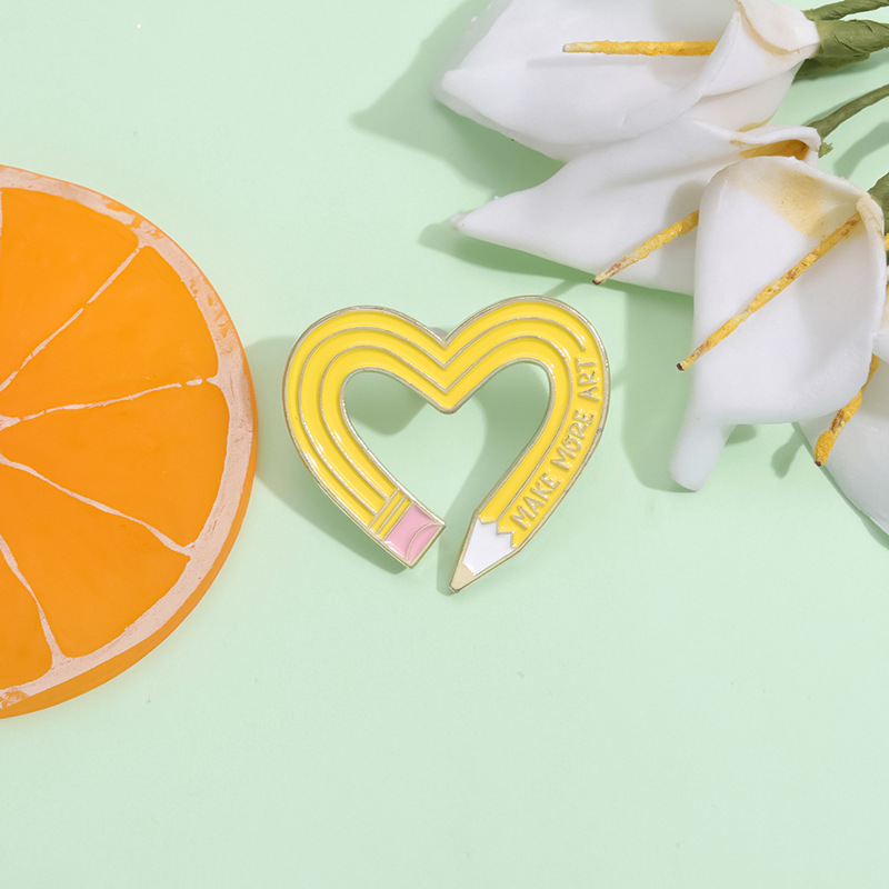 9g Weight Brooches Classification Simple Style Pin Heart Shape Pencil Alloy Stoving Varnish Unisex Brooches