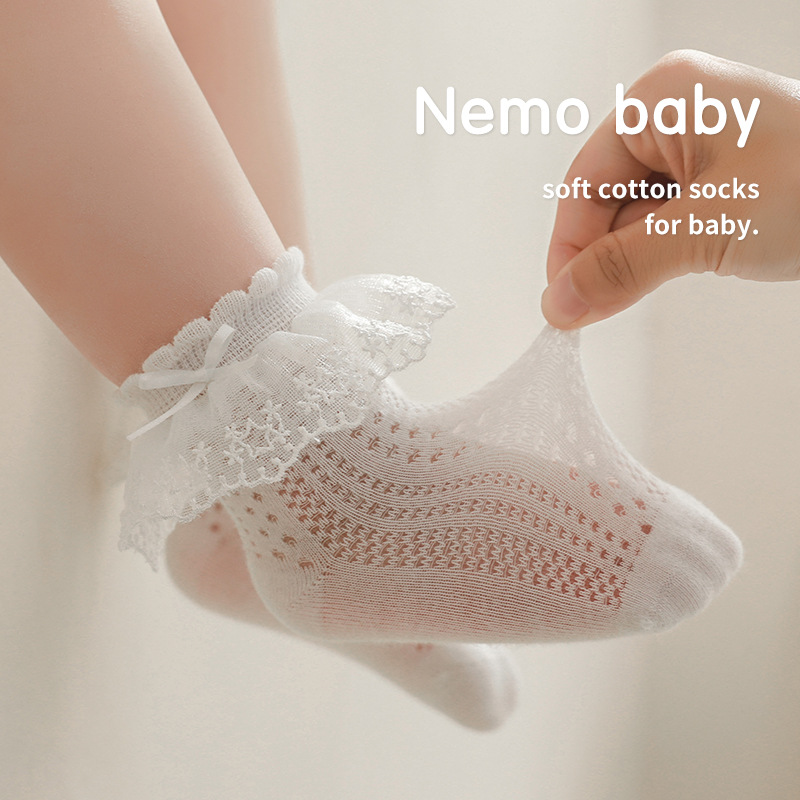 2024 Verano nuevas niñas calcetines malla fina arco bebé princesa encaje media pantorrilla Calcetines