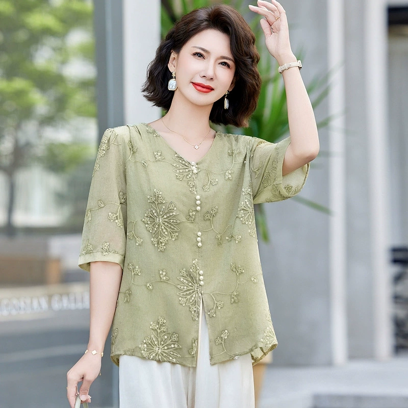 Летняя шифоновая рубашка для женщин 2025 года, новый стиль, V-образный вырез, топы с пайетками для женщин среднего и старшего возраста, модные топы