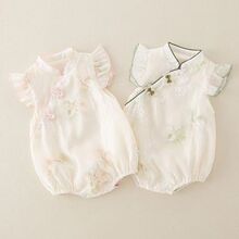 Ů�������b������۰�ƨ�����׃�һ�q�B�w�ļ�����r�а�ƨ�·�