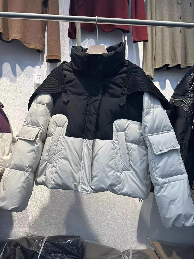 Super hermosa cinta de contraste, chal corto de pluma, ropa de algodón para mujeres invierno 2025 nueva chaqueta de algodón de aire occidental