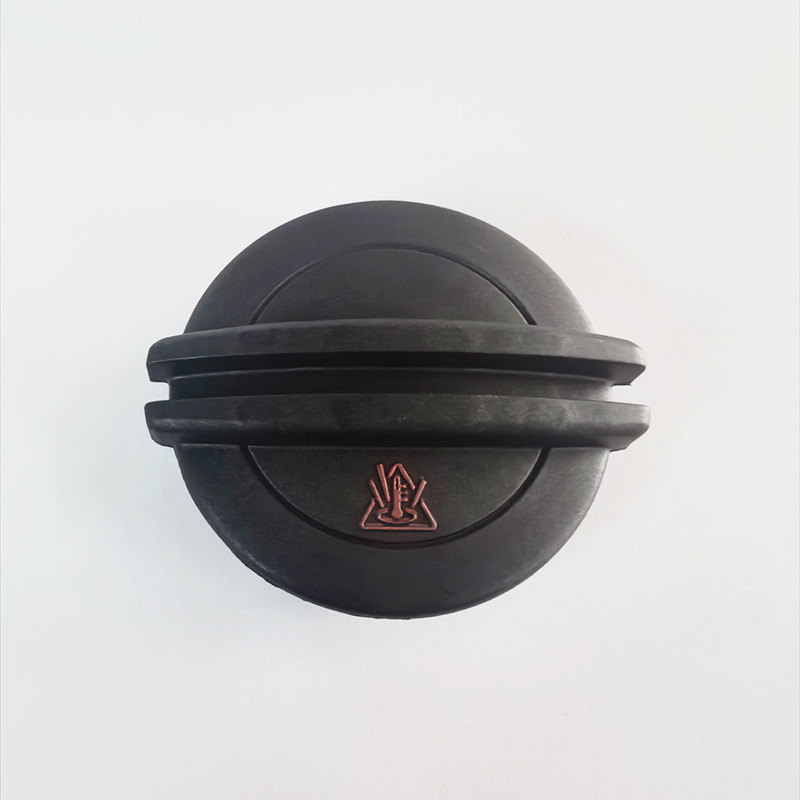 3B0121321 is suitable for Audi Volkswagen intercooler water tank cover radiator expansion pot cover