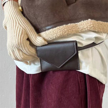 现货小腰包女皮质网红凹造型搭配精致时尚迷你穿皮带装饰腰间挂包