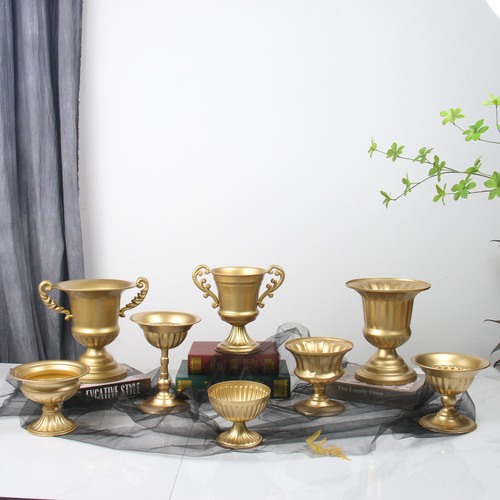 European iron golden flowerpot wholesale Amazon foreign trade retro flower arrangement wedding decoration dried flower vase ornaments