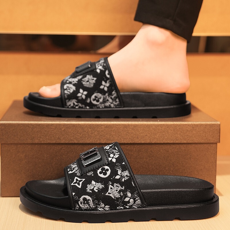 2026 New Cross-Border Hot-Selling Slip-On Sandals for Men and Women, Beach Shoes, Student Retro Slippers 2026 New Cross-Border Hot-Selling Slip-On Sandals for Men and Women, Beach Shoes, Student Retro Slippers