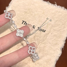 项链;戒指;手链