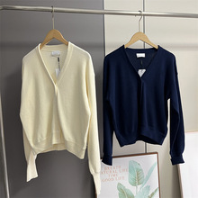 53法国单~女士秋冬新品松弛感V领系扣宽松休闲落肩长袖针织开衫