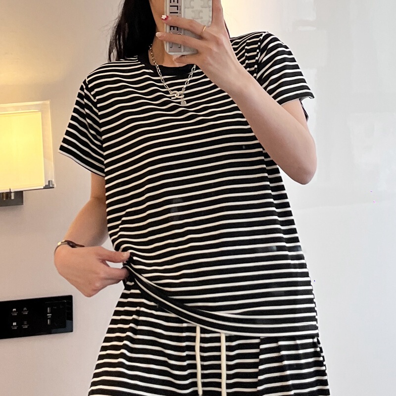 Spring and Summer New Style Simple Striped Cotton Short-Sleeve T-Shirt for Women, Japanese Style Round Neck Versatile Casual Student Top Spring and Summer New Style Simple Striped Cotton Short-Sleeve T-Shirt for Women, Japanese Style Round Neck Versatile Casual Student Top