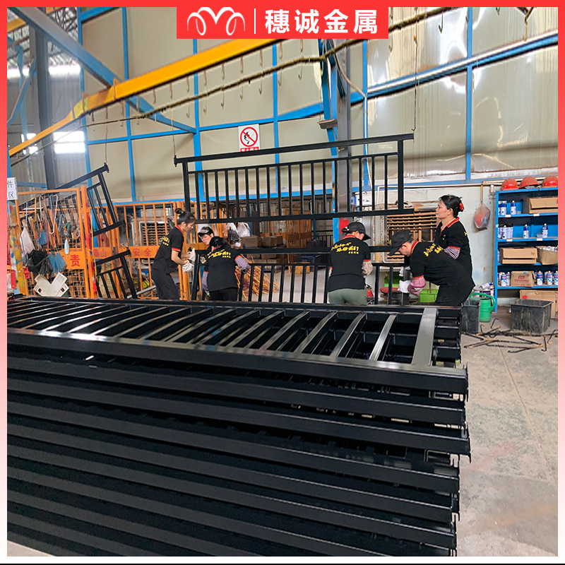 深圳厂家直销 定型化市政护栏 锌钢护栏 人车分流道路隔离栏