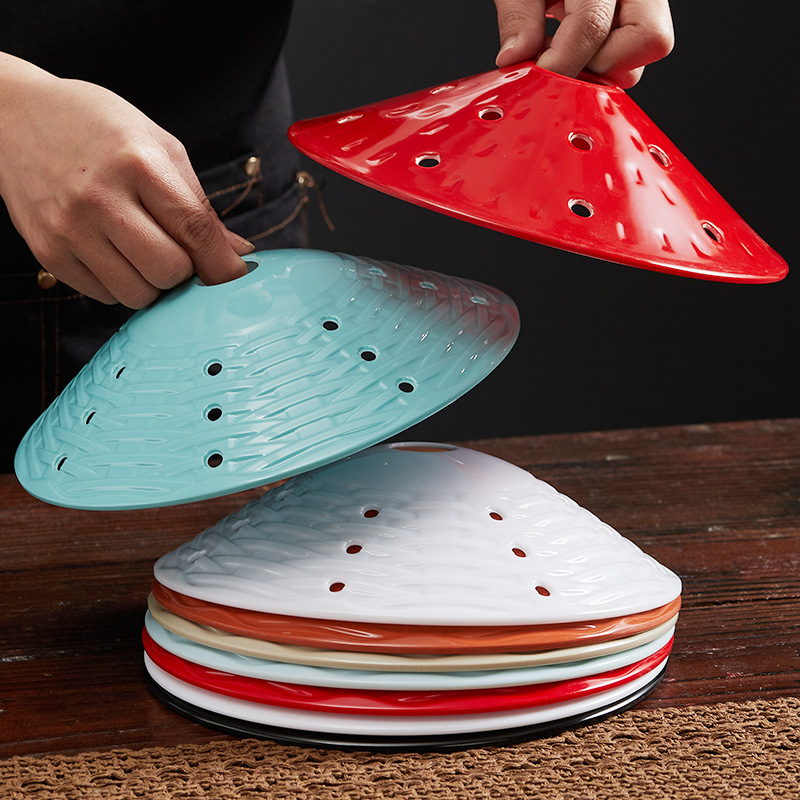 Creative dry ice volcano hairy belly fat cow duck sausage hot pot shop bamboo hat pad high meat plate Chongqing hot pot melamine tableware Creative dry ice volcano hairy belly fat cow duck sausage hot pot shop bamboo hat pad high meat plate Chongqing hot pot melamine tableware