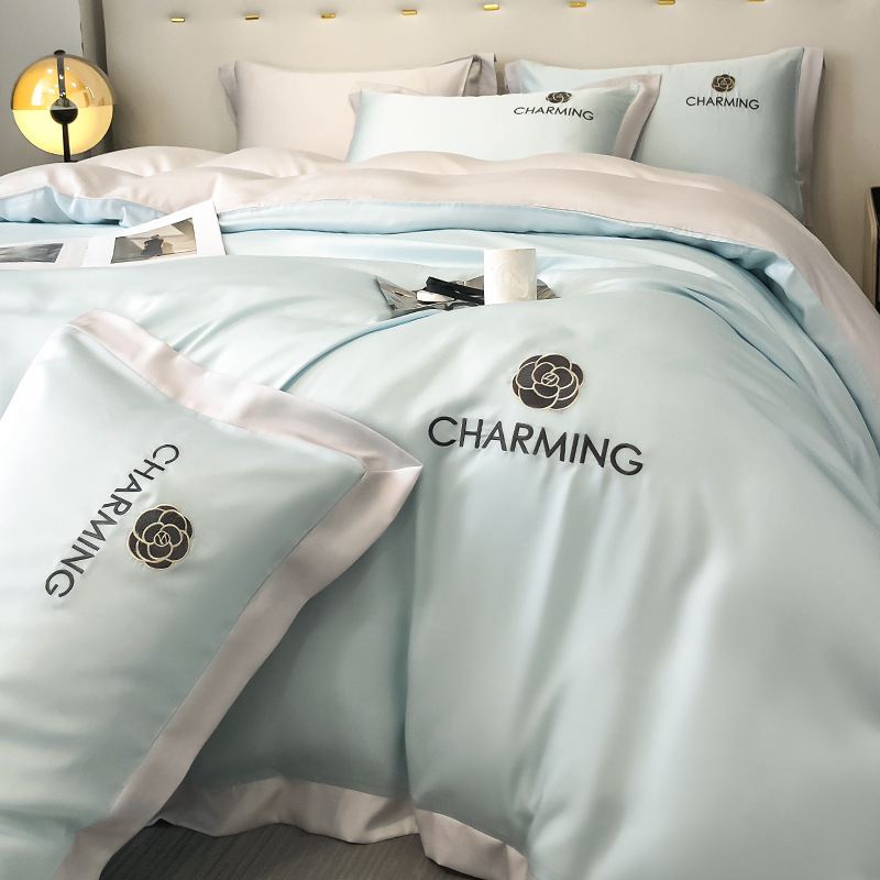 Cuatro piezas de seda de hielo de verano seda lisa cama cama de lujo ligera cama de lujo cama de tres piezas de verano