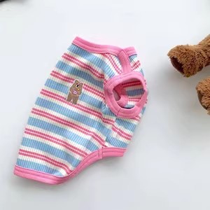 푸른 핑크 줄무늬 곰