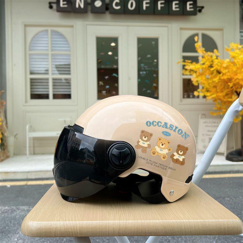 Newly certified electric vehicle helmet for men and women, suitable for winter and summer, sun protection, all-season, national standard motorcycle safety half helmet, cute