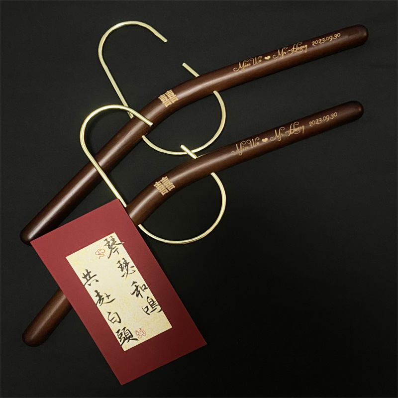 Wedding round rod imitation gold solid wooden jacket hanging black…