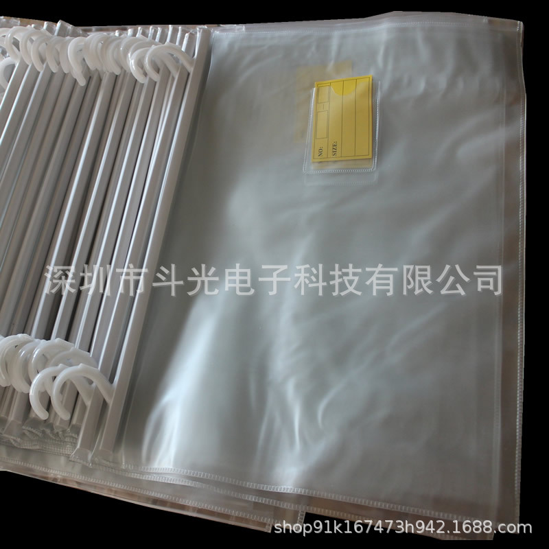 厂家生产PCB电线路板PVC菲林保护包装袋抗静插条试挂钩式底黑片