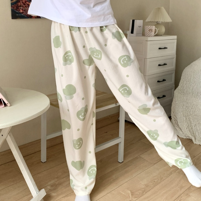 2024 pijamas de verano nuevos hilos de espuma de espuma delgados pantalones anti-mosquitos pantalones de dibujos animados dulces pantalones caseros al por mayor