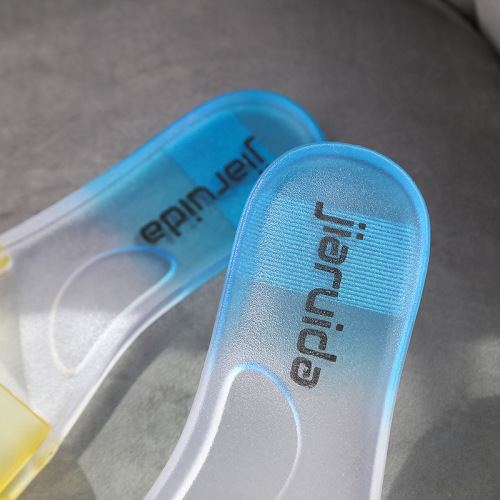 New style sandals for women summer fashion crystal transparent flat flip flops students versatile outer wear slippers ins internet celebrity