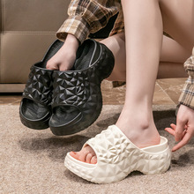 �߸���ɏ����Ů���������ļ��⴩�������һ���Ϸ�����ĥ͸����Ь