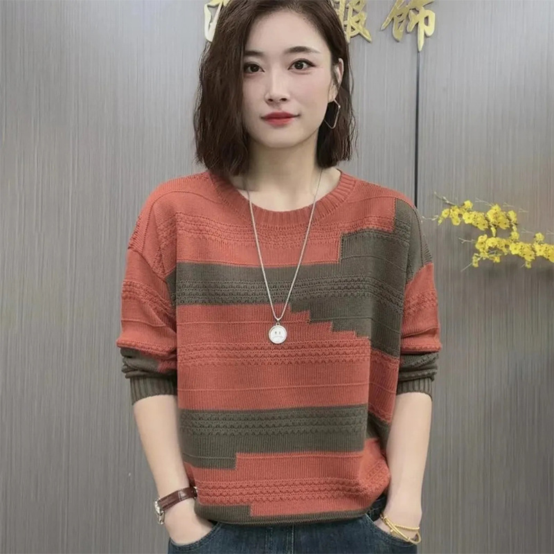 All-Match Round Neck Color Matching Thin Sweater Base Shirt Spring and Autumn New Loose Styky Belly-Covering Sweater Top for Outer Wear