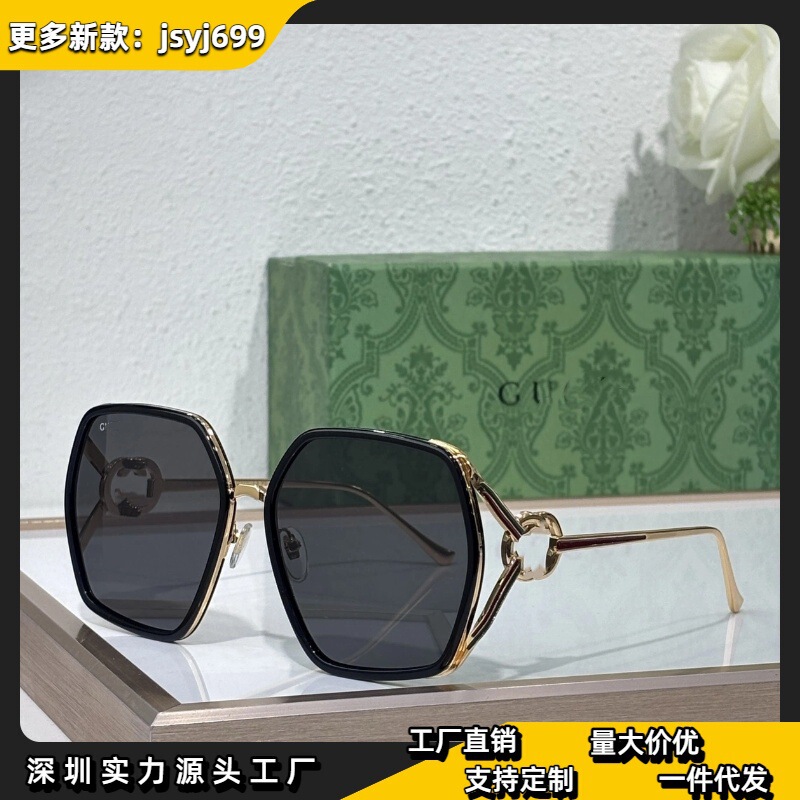 G ヨーロッパとアメリカのファッションスクエアラージフレーム抗 UV サングラス女性のハイエンドサンシェードサングラス GG1621|undefined