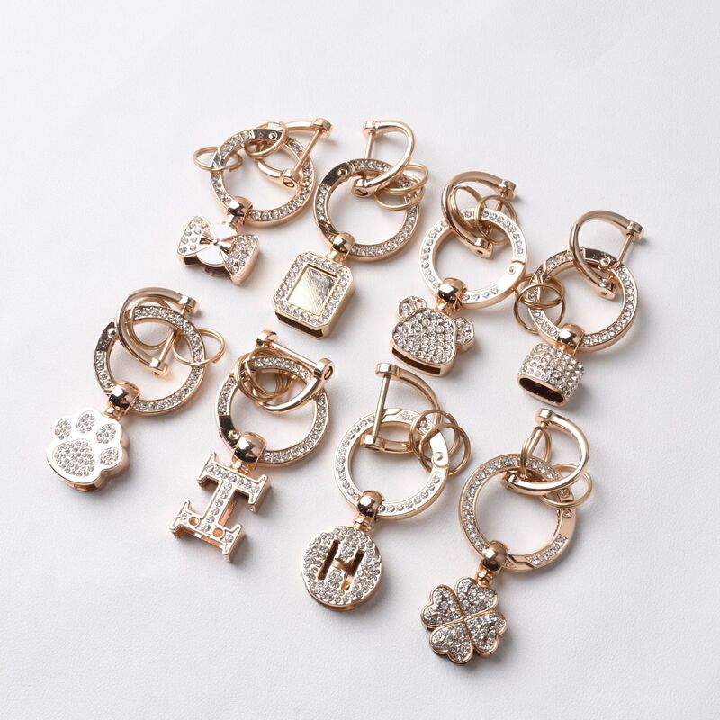 Factory direct diamond light luxury keychain DIY hardware accessories diamond ring creative car key chain pendant wholesale