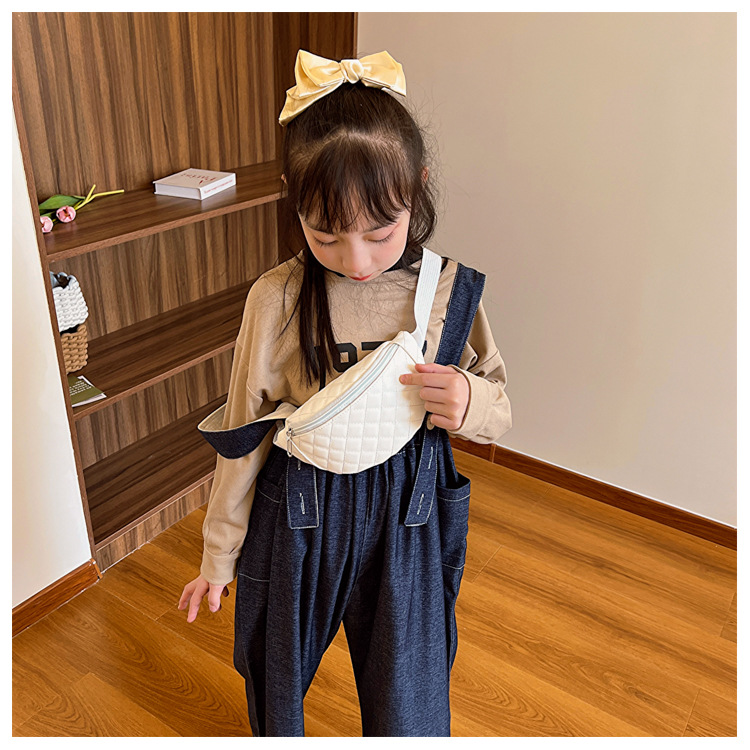 64g Weight Polyester Lining Material Zipper Closure Type Single Shoulder Strap Strap Type Shoulder Bag Bags Type Casual, Holiday Occasion Pu Leather Material Solid Color Pattern All Seasons Season Girl'S Gender Cute Style Square Shape Girl'S Pu Leather Solid Color Cute Square Zipper Shoulder Bag 无