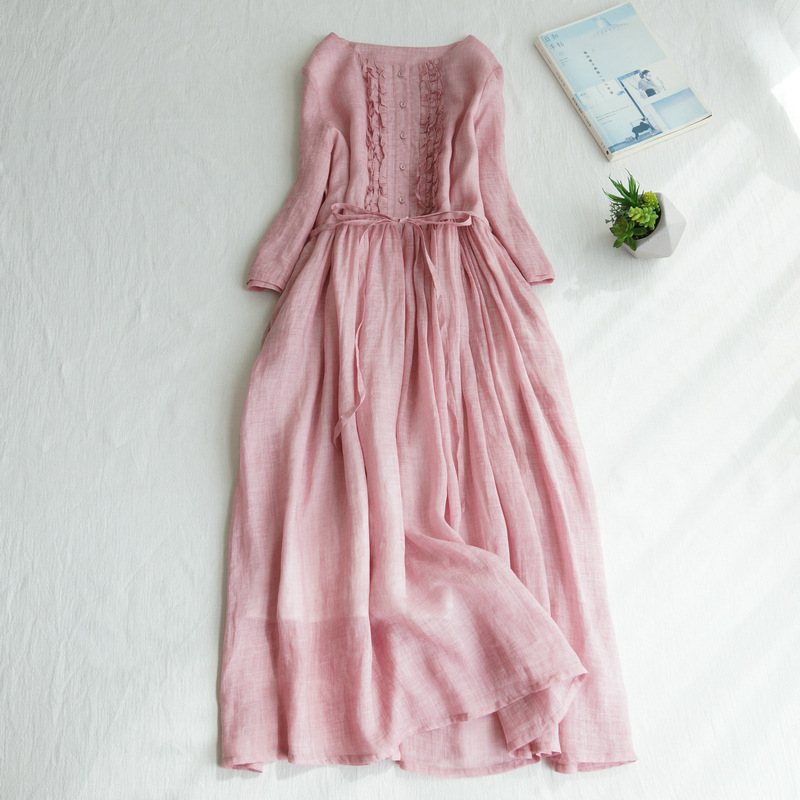 Retro women's summer dress with a round collar