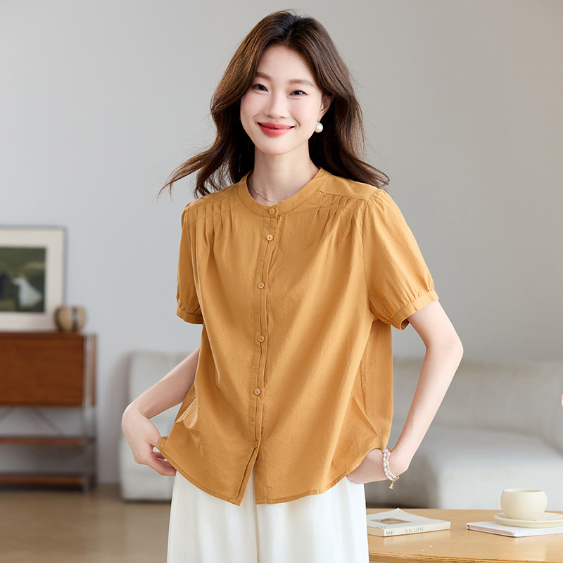 Summer shirt with a round collar